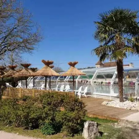 4 Etoiles - Piscine - Eed0g0 *